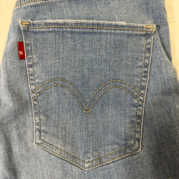 Levi's Women's Mile High Super Skinny Jeans Size 29 Light Wash High Rise Strech - Picture 2 of 16